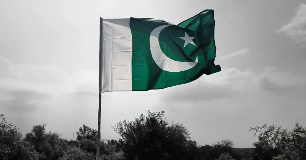 Pakistani WhatsApp group link to connect and chat.